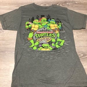 Teenage mutant ninja turtles tshirt smal